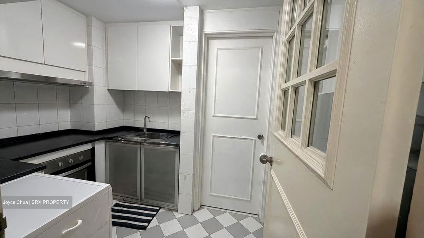 Emerald Park (D3), Condominium #611070111